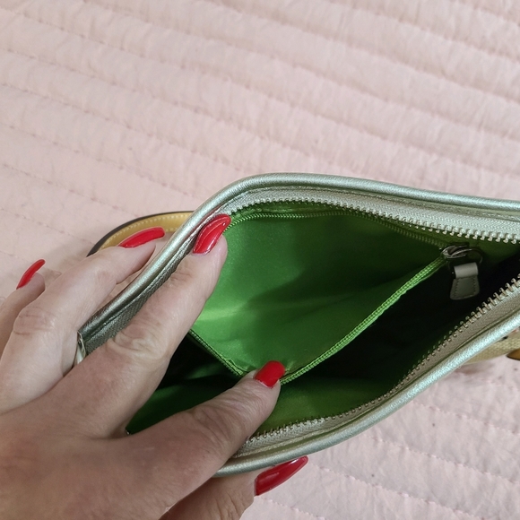 Coach Bumblebee n flowers purse - Picture 3 of 4